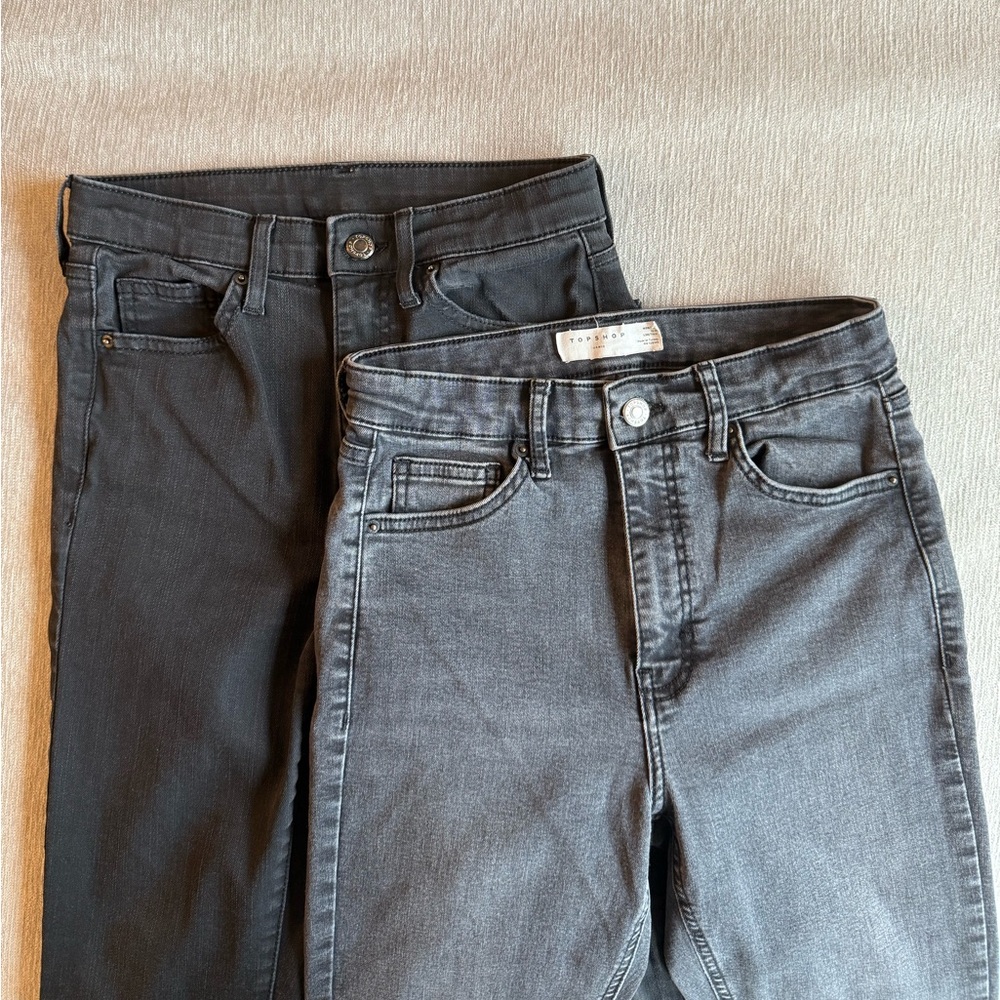 BUNDLE! 2 Pairs of Topshop Charcoal and Black Denim Jamie Jeans Size 28